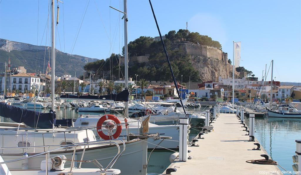 Tosca 2 Pax By Costablancarent Apartment Denia Bagian luar foto